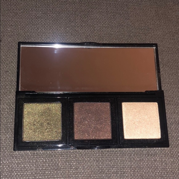Bobbi Brown Other - Bobbi brown metallic eyeshadow palette